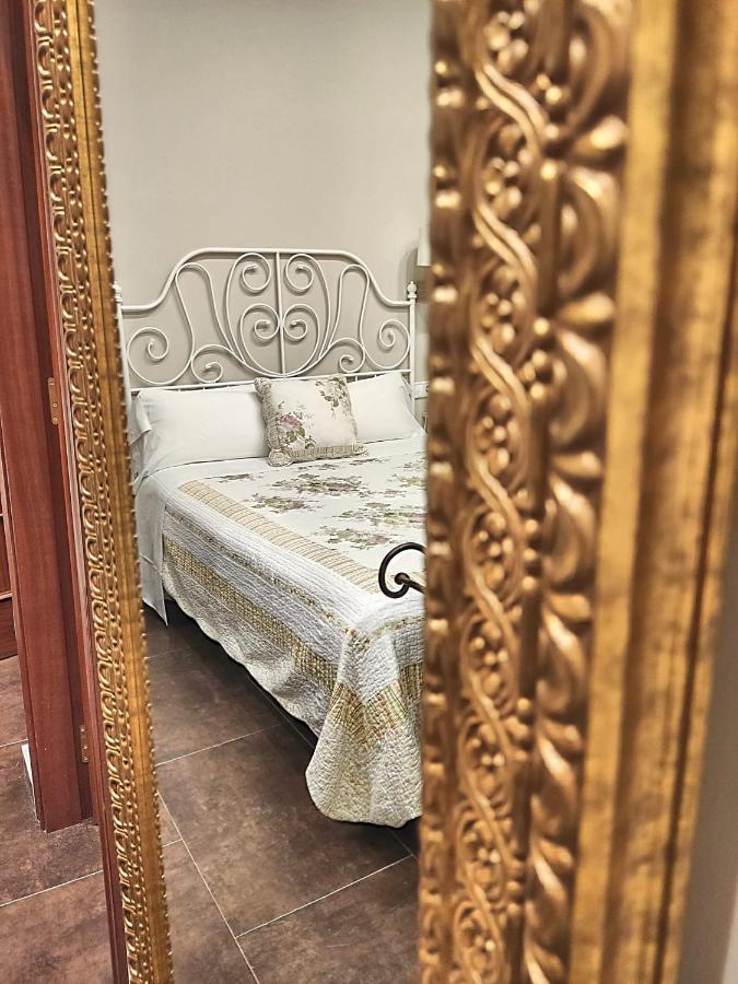 Hostal Orleans Barcelona Exteriör bild