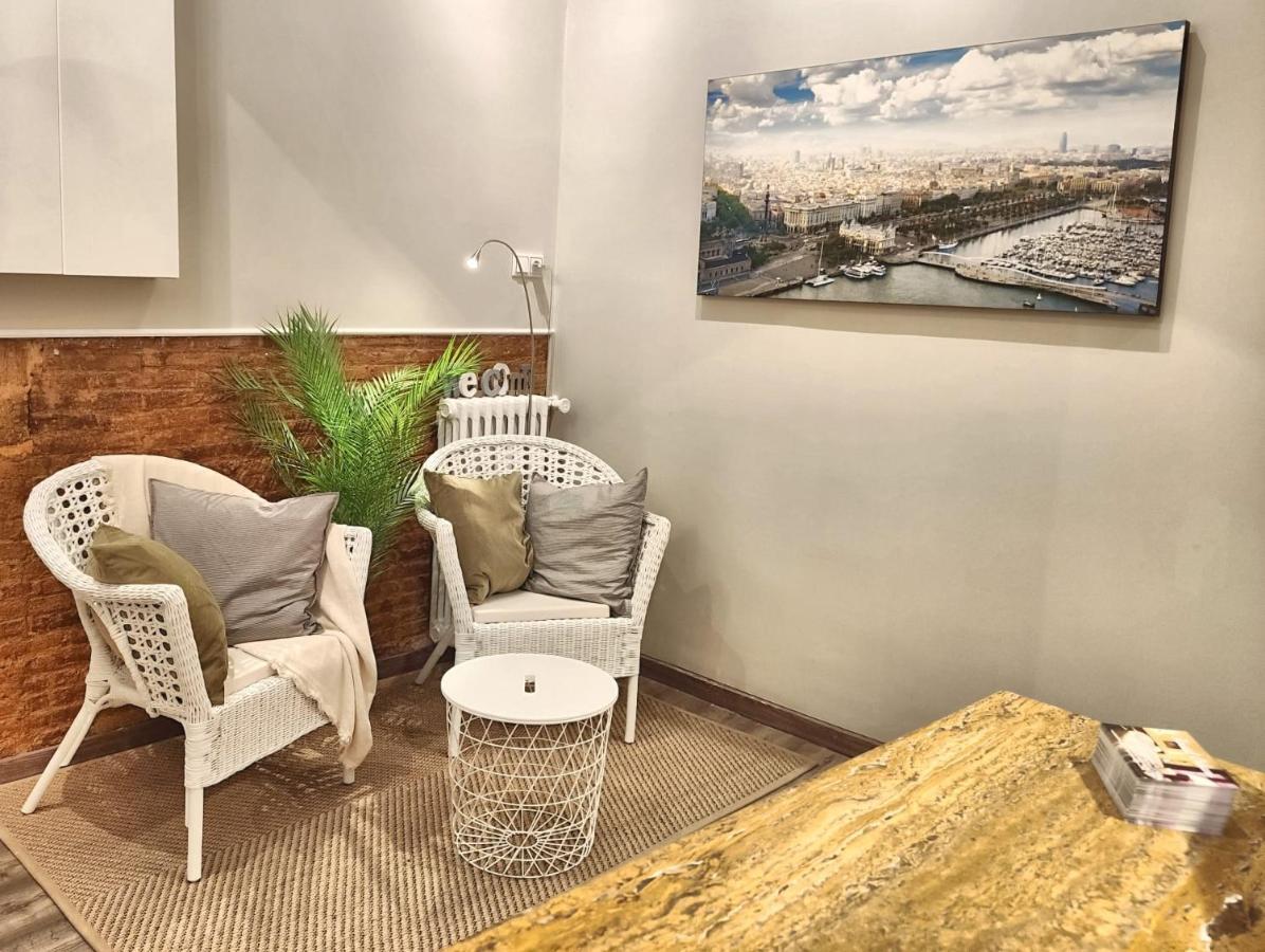 Hostal Orleans Barcelona Exteriör bild