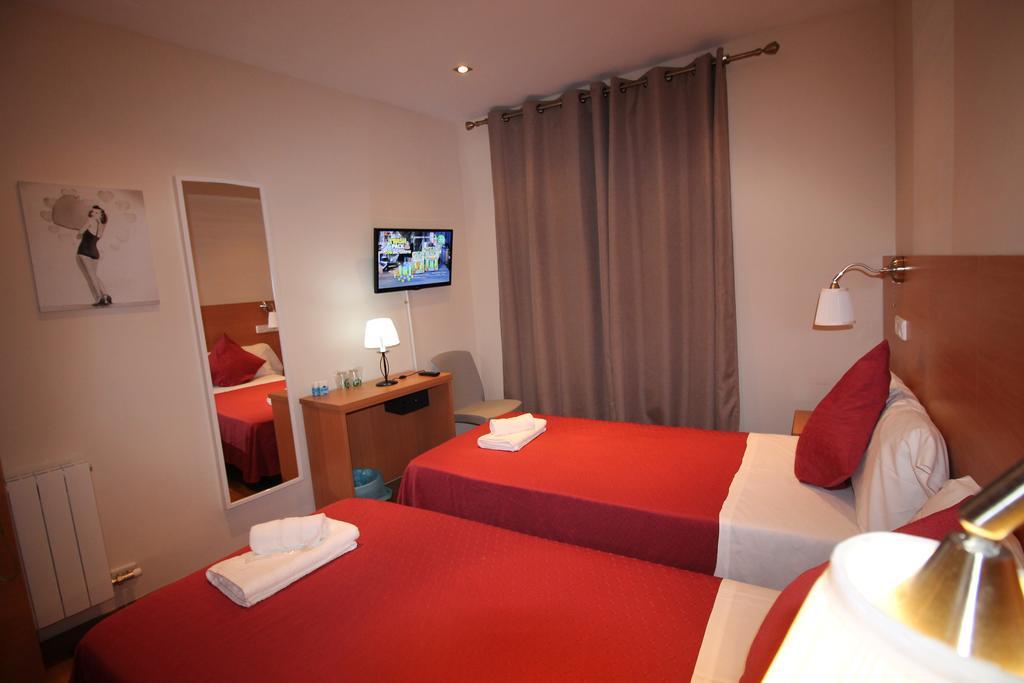 Hostal Orleans Barcelona Exteriör bild