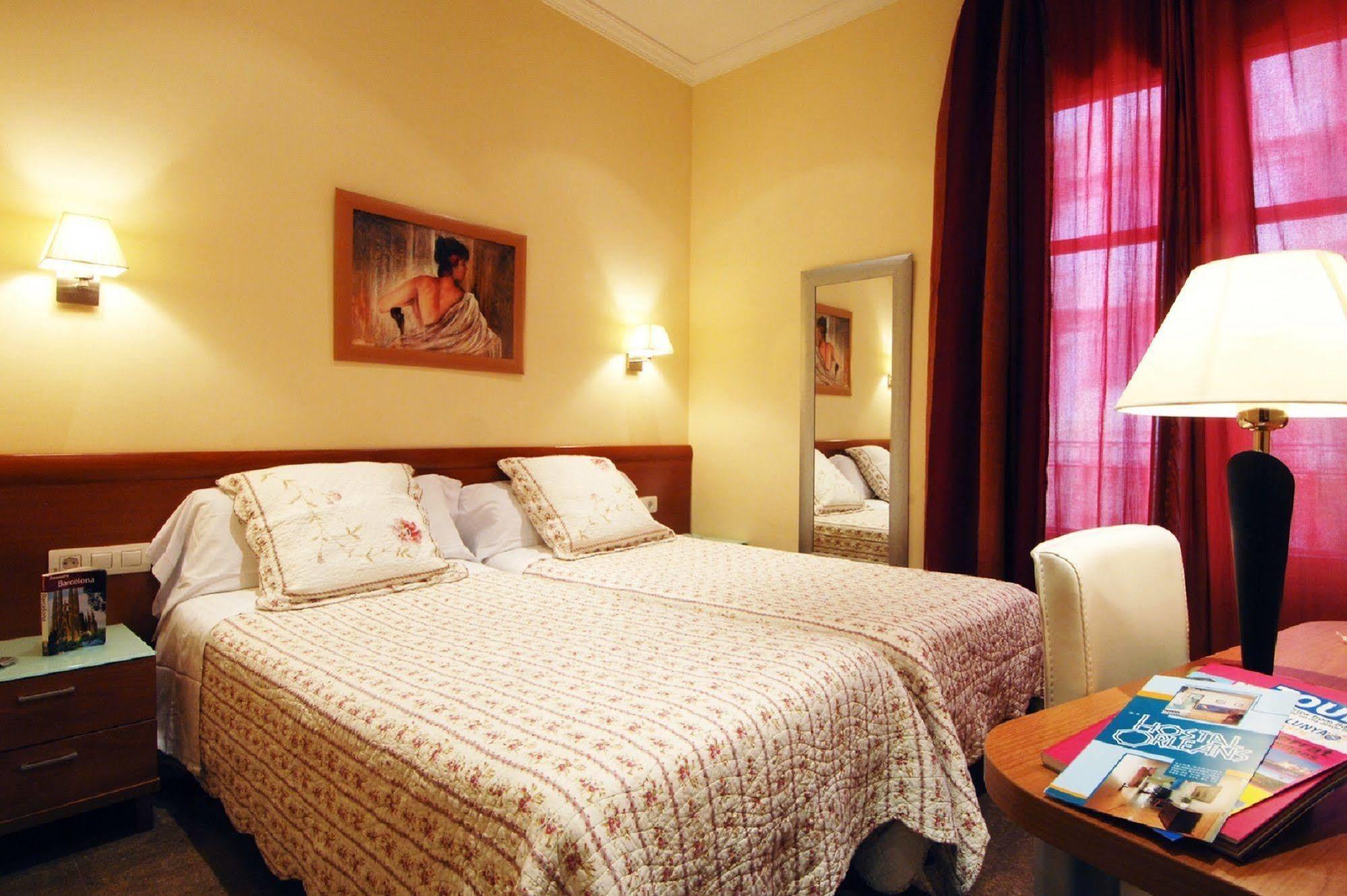 Hostal Orleans Barcelona Exteriör bild